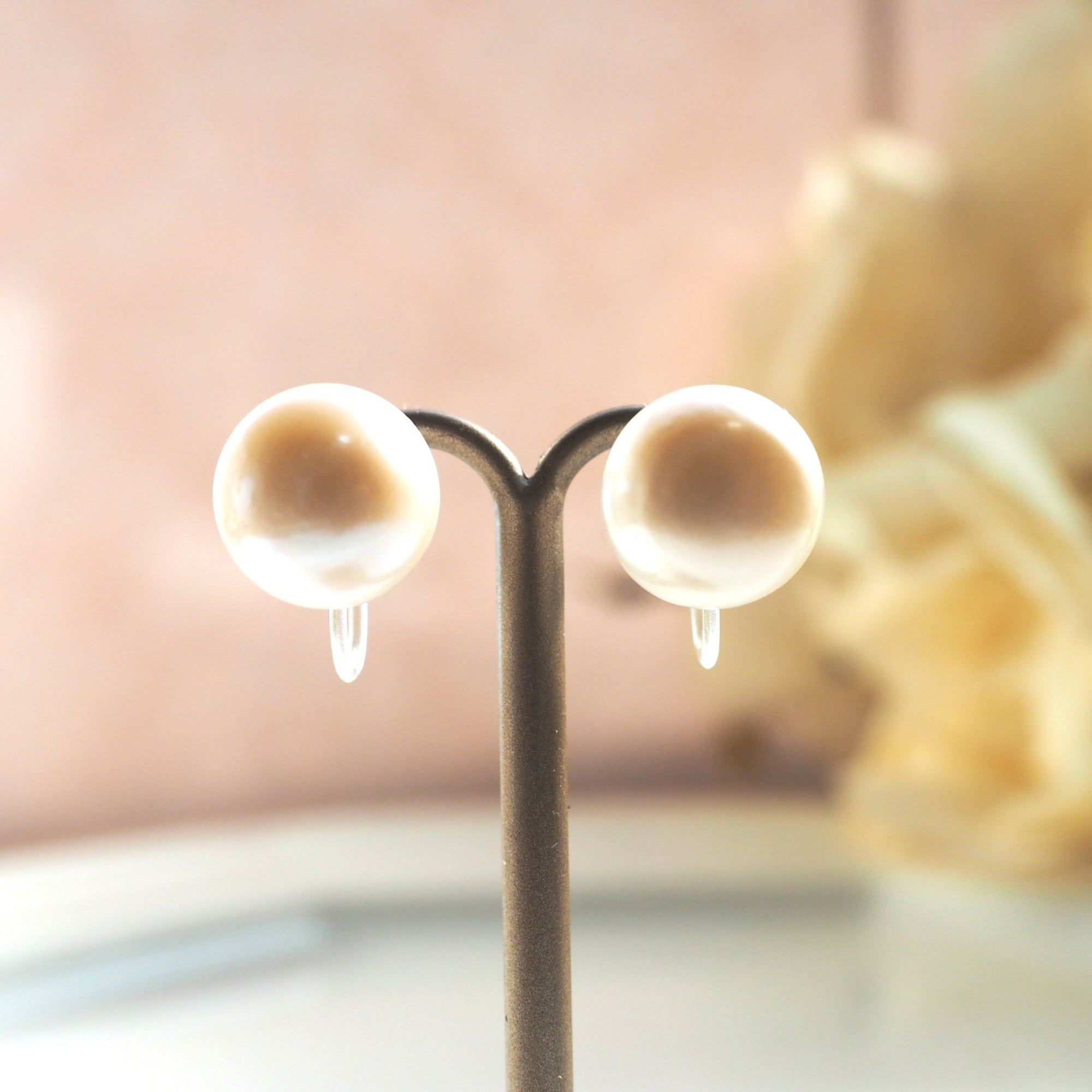 12 mm Freshwater pearl invisible clip on stud earrings - miyabigracejewelry.com