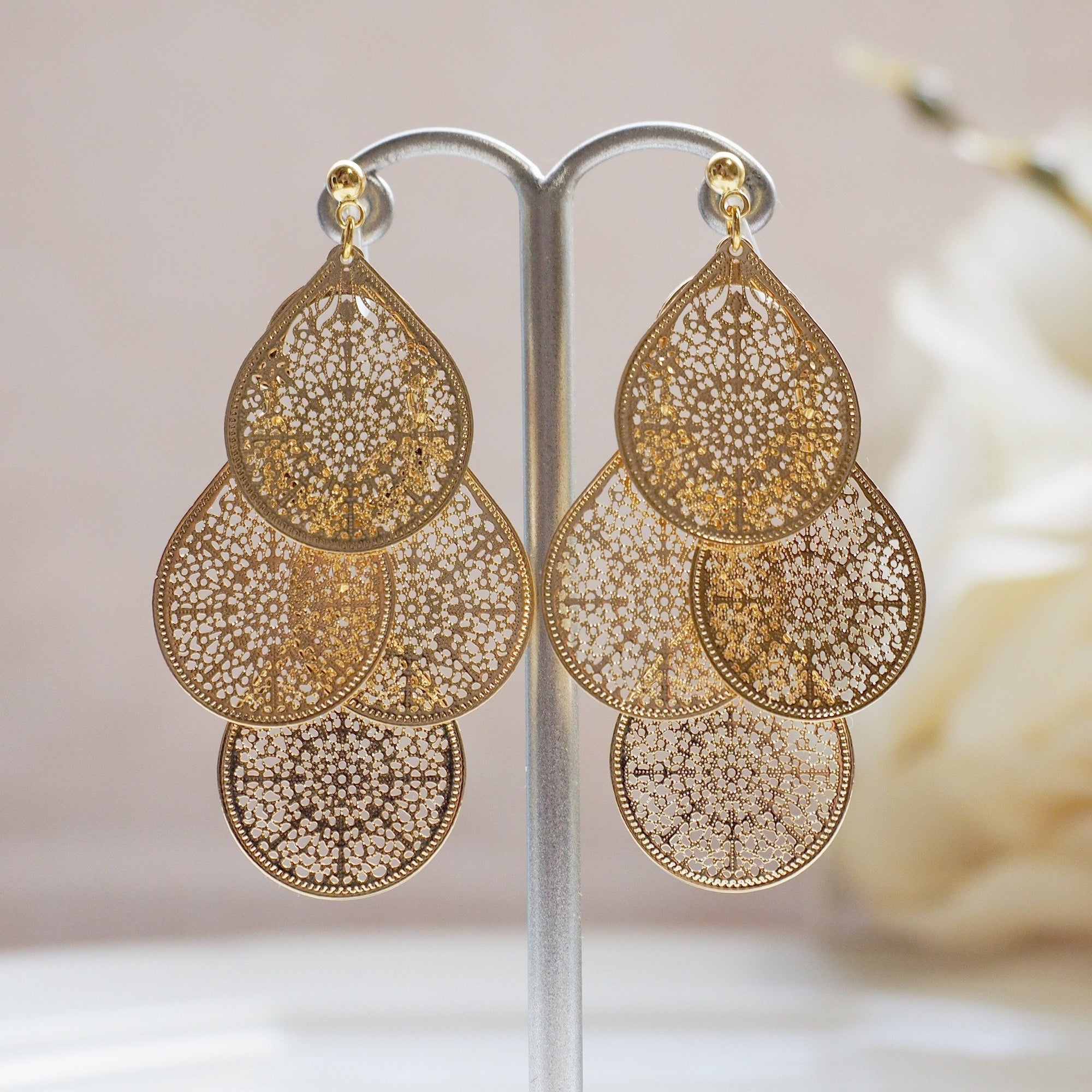 Dangle gold filigree invisible clip on earrings - miyabigracejewelry.com