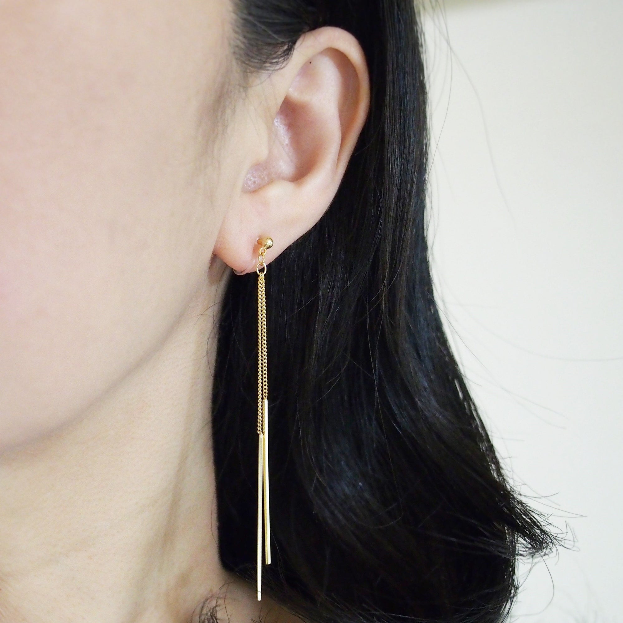Long gold bar invisible clip on earrings - miyabigracejewelry.com
