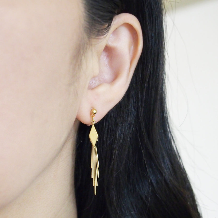 Gold diamond shape with fringe invisible clip on earrings - miyabigracejewelry.com