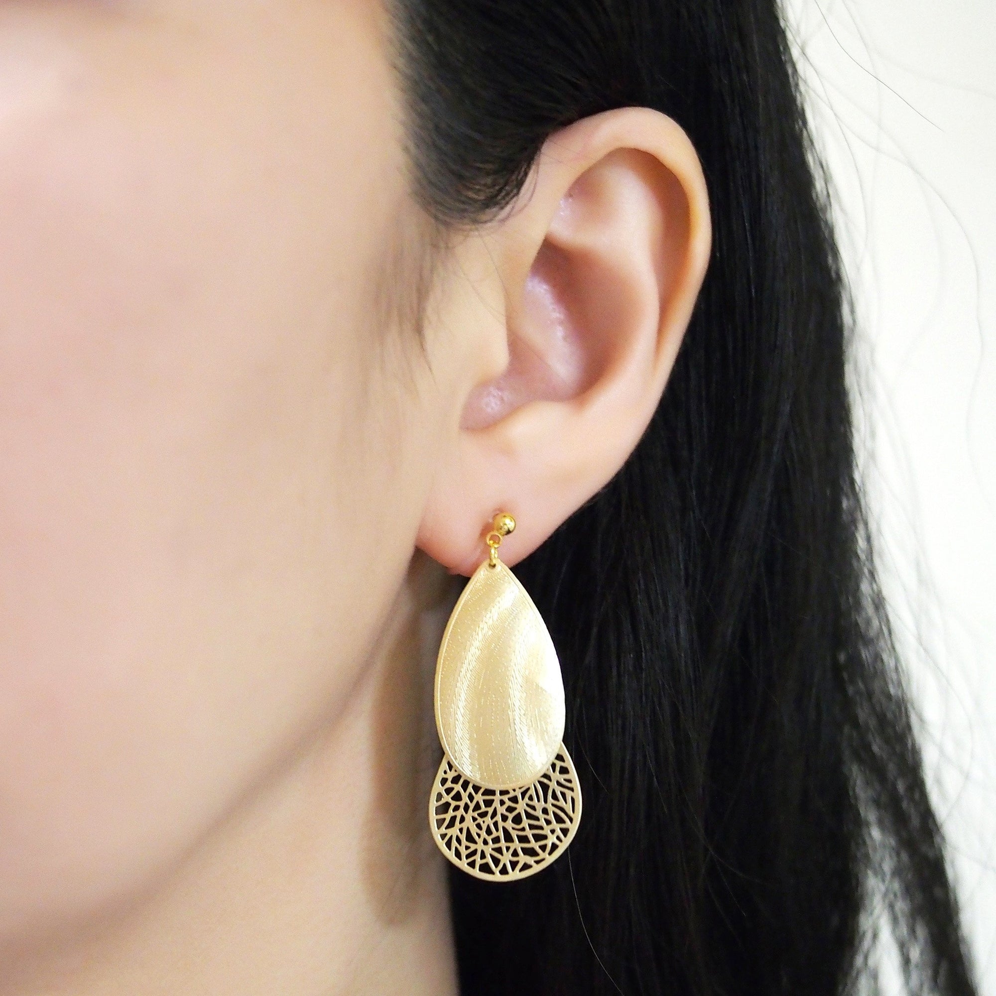 Textured gold metal and teardrop filigree invisible clip on earrings - miyabigracejewelry.com