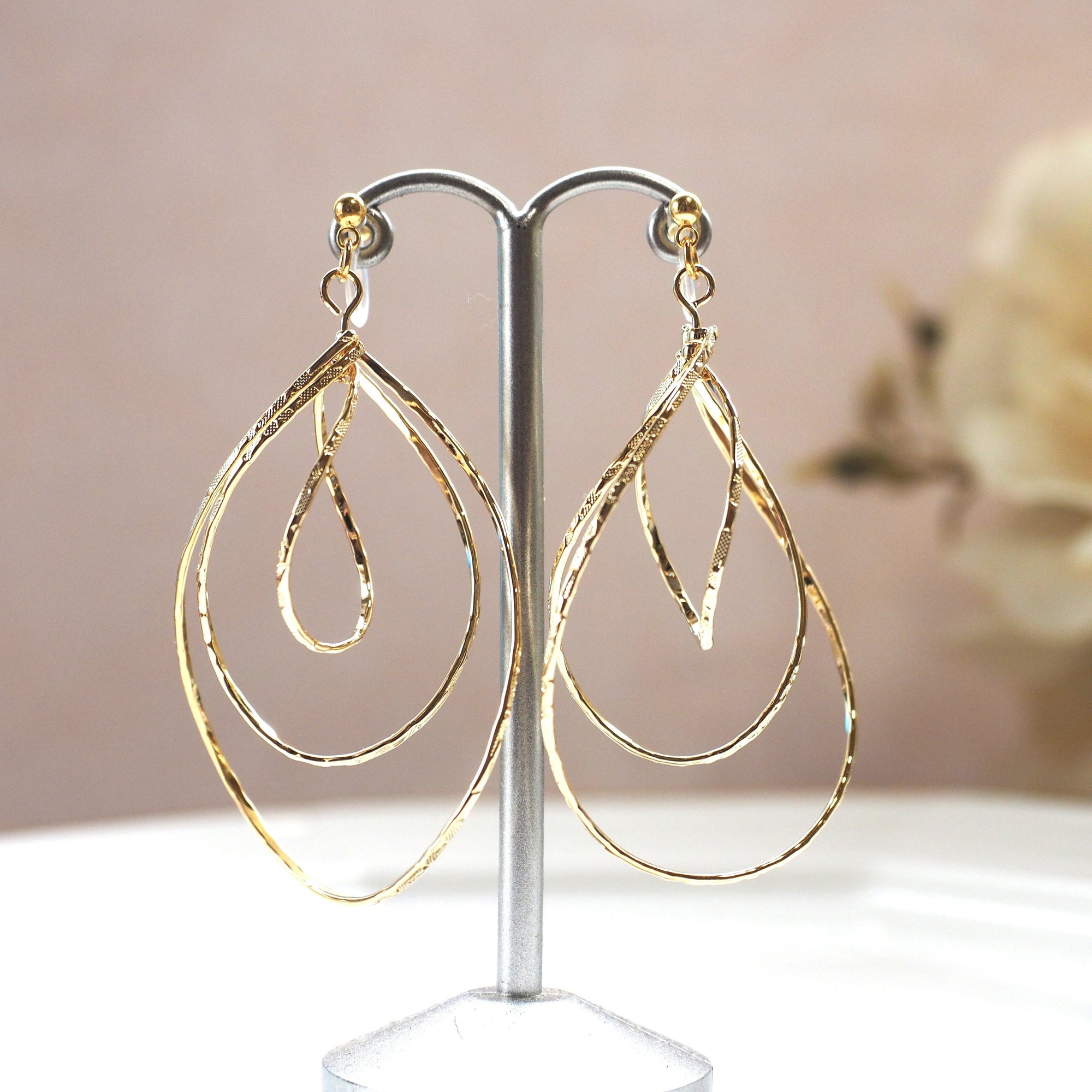 Gold waved hoop invisible clip on earrings - miyabigracejewelry.com