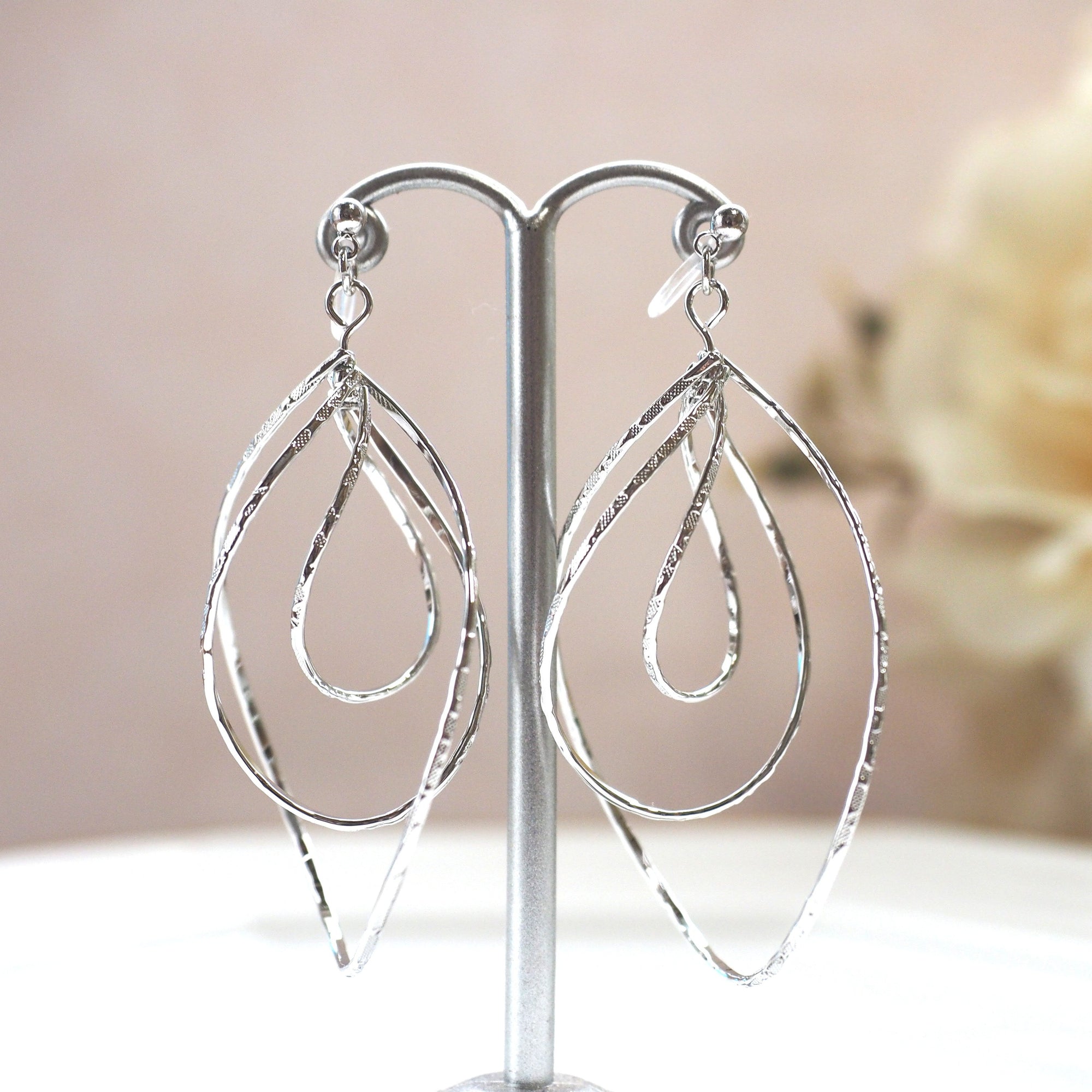 Silver waved hoop invisible clip on earrings - miyabigracejewelry.com