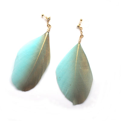 Gold painted green feather invisible clip on earrings - miyabigracejewelry.com