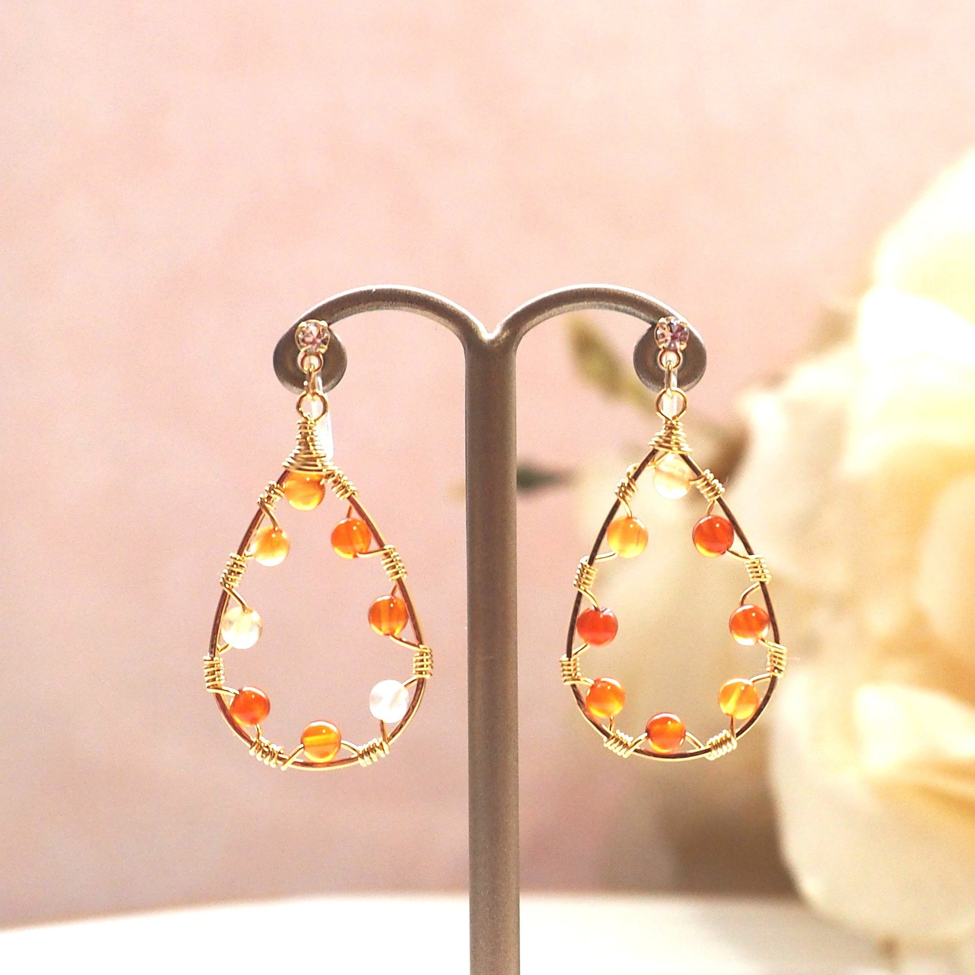 Orange carnelian invisible clip on hoop earrings - miyabigracejewelry.com