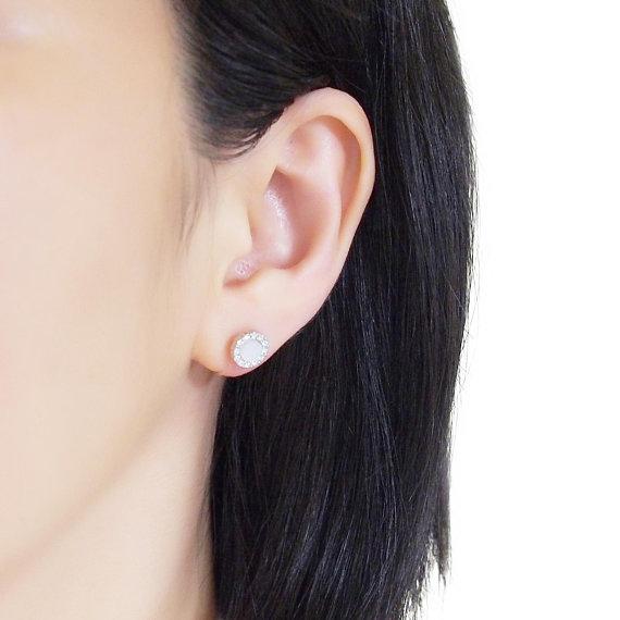 Silver Round Swarovski Crystal Rhinestone Pave Invisible Clip On Stud Earrings ( White ) - Miyabi Grace