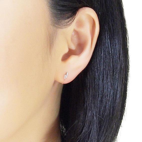 Cubic Zirconia Crystal Bar Invisible Clip On Stud Earrings ( Silver tone ) - Miyabi Grace