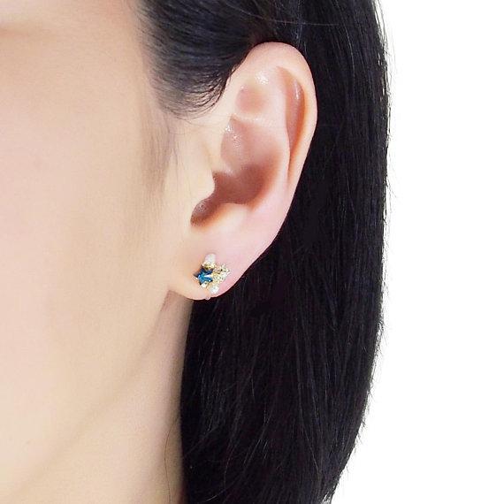 Star Swarovski Crystal Rhinestone & White Pearl Invisible Clip on Stud Earrings ( Bermuda Blue ) - Miyabi Grace